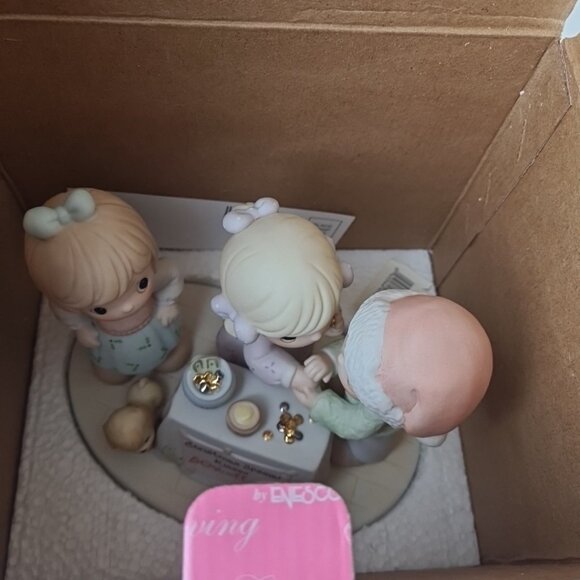 Precious Moments You Are My Christmas Special Limited Edition Figure 104215 - Picture 7 of 8